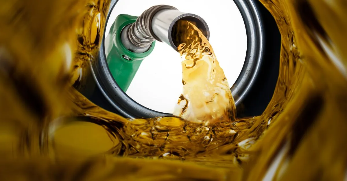 Diesel S-10 chega a R$ 7,24 por litro nos postos em setembro
