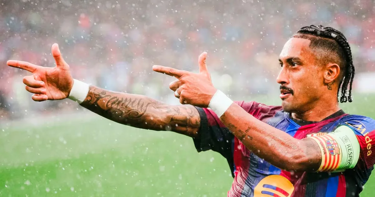 Raphinha mira sete recordes de Messi em sua temporada no Barcelona
