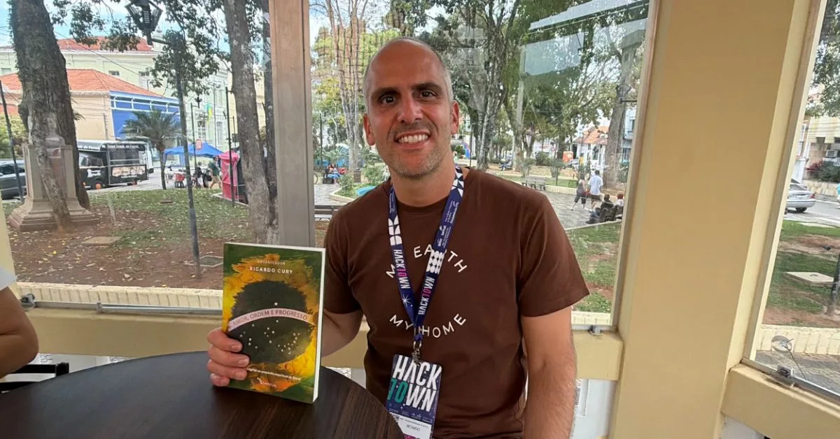 Escritor propõe incluir o amor na leitura do lema da bandeira brasileira