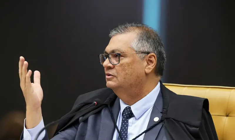 Fachin nega que presidência do STF tenha assumido processo após envio de documentos