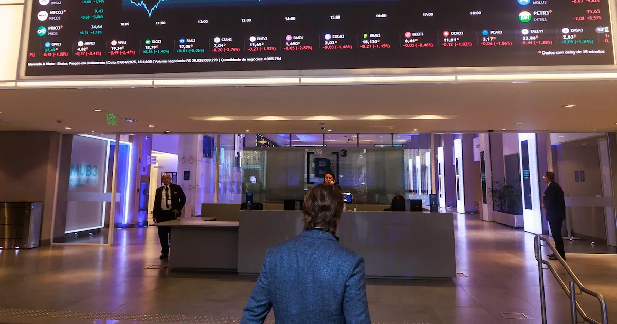 B3 registra alta de 26,1% no volume médio diário de ações em agosto
