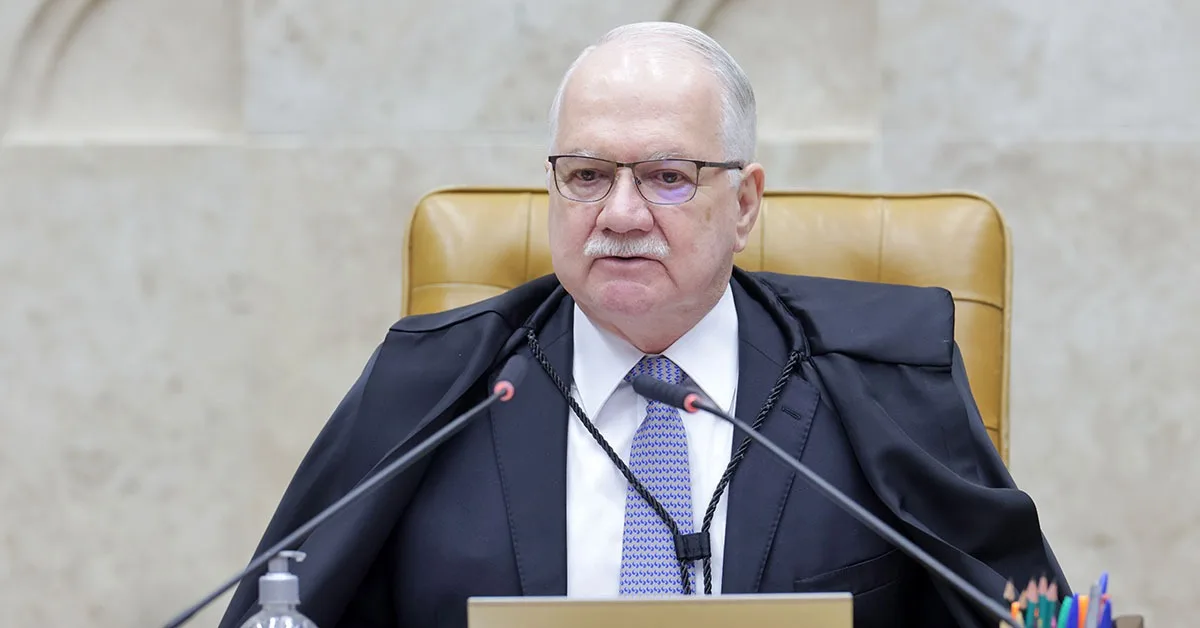 Fachin mantém diretor da PF no cargo e dá 48 horas para manifestação