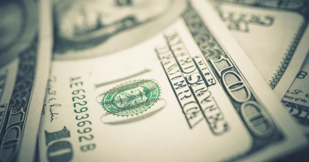 Eleições mexem com o dólar, mas contas públicas pesam mais no longo prazo