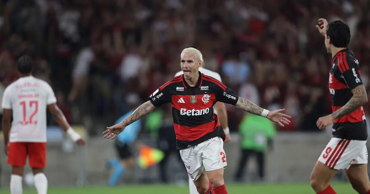 Flamengo supera o Bragantino e amplia vantagem na ponta do Brasileirão