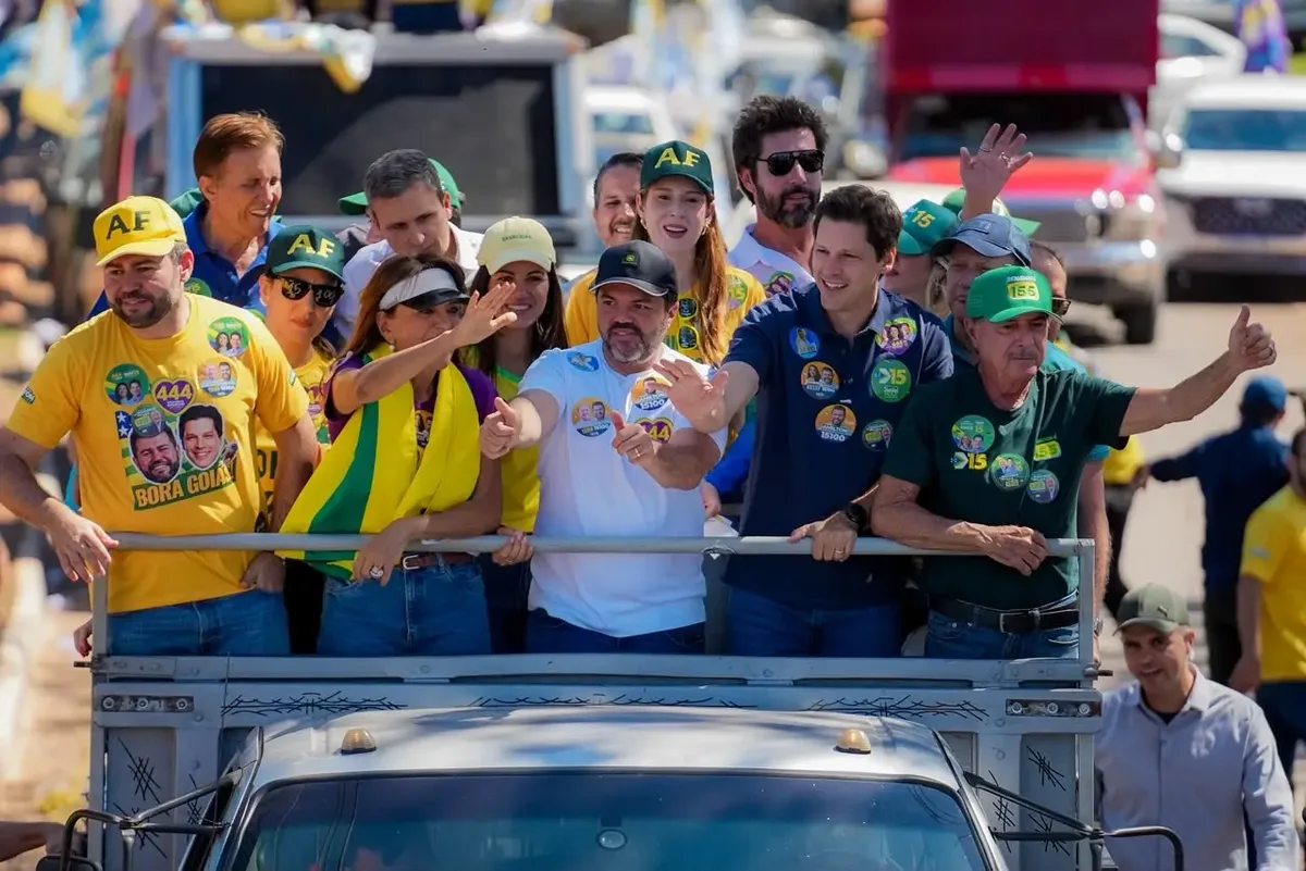 Prefeito de Anápolis participa de carreata por novo mandato de Daniel Vilela