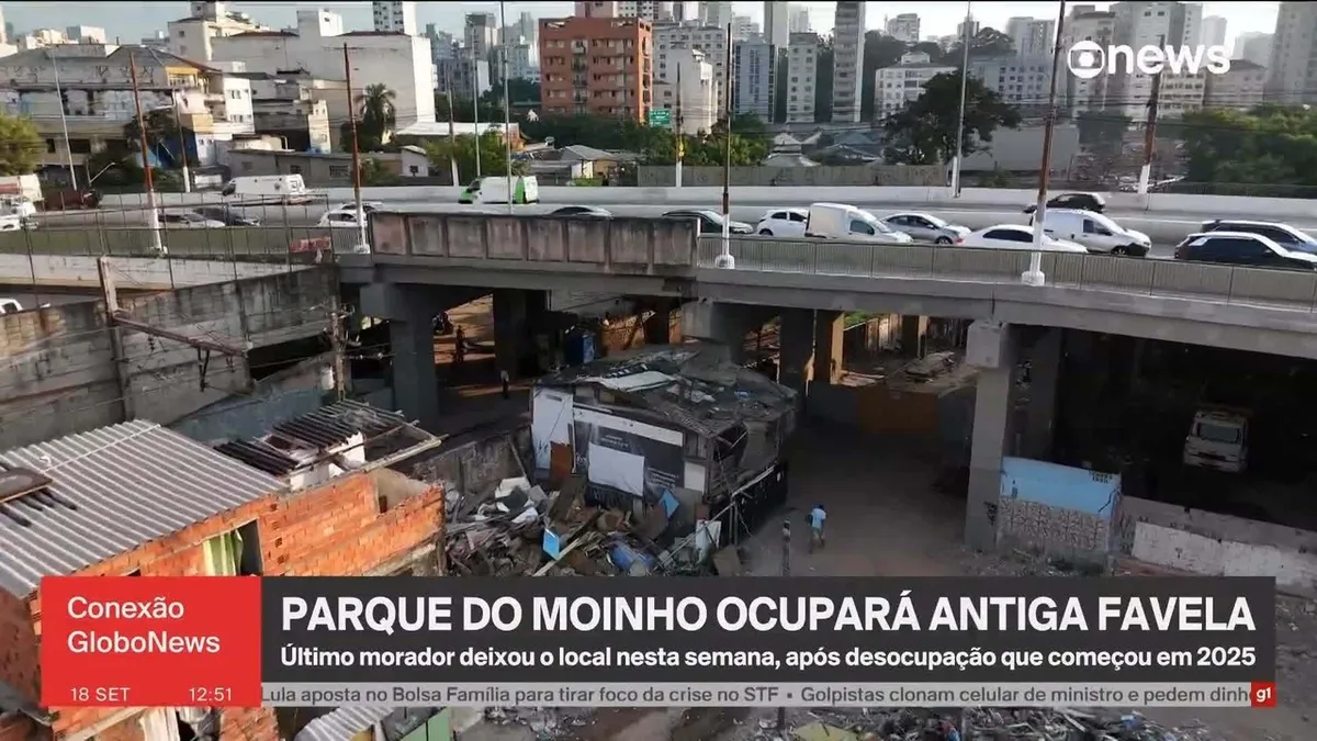 Último morador deixa Favela do Moinho após 20 anos e casa é demolida