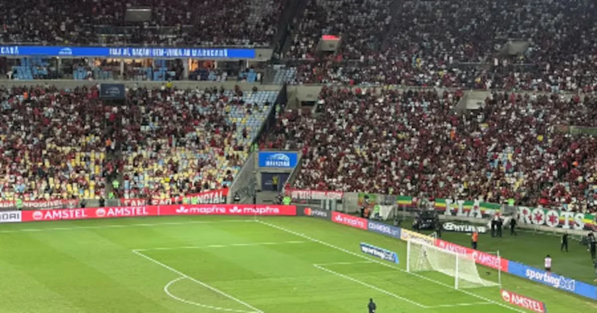 Jogadores do Flamengo criticam gramado do Maracanã após empate na Libertadores