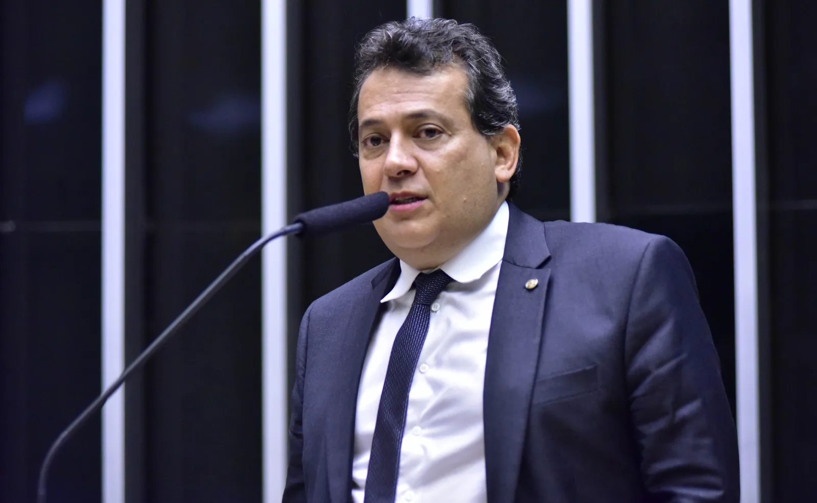 TRE-RJ barra candidatura de Ricardo Abrão e libera Waguinho ao Senado