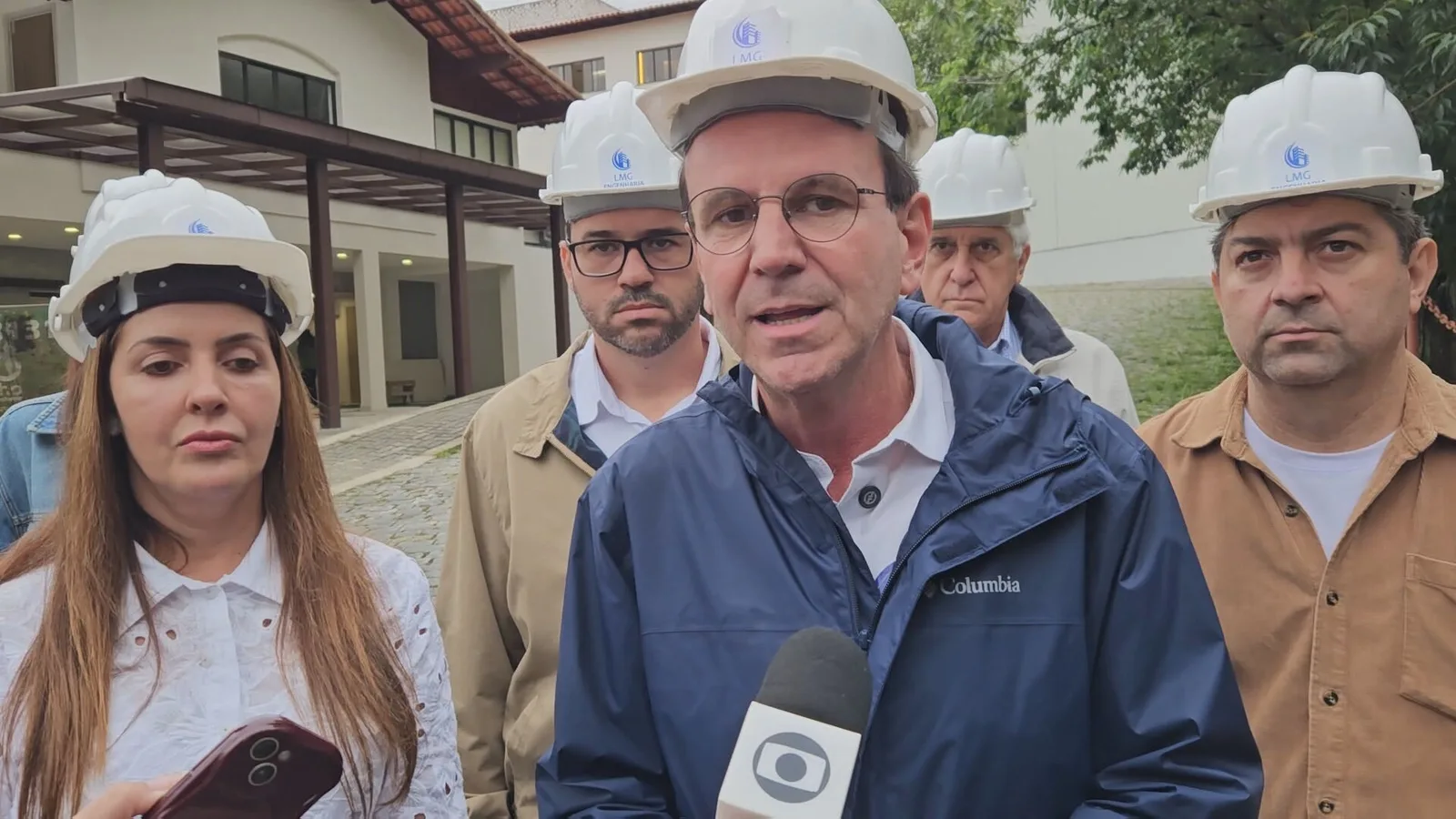 Paes apresenta propostas para hospitais e prevenção de chuvas no RJ
