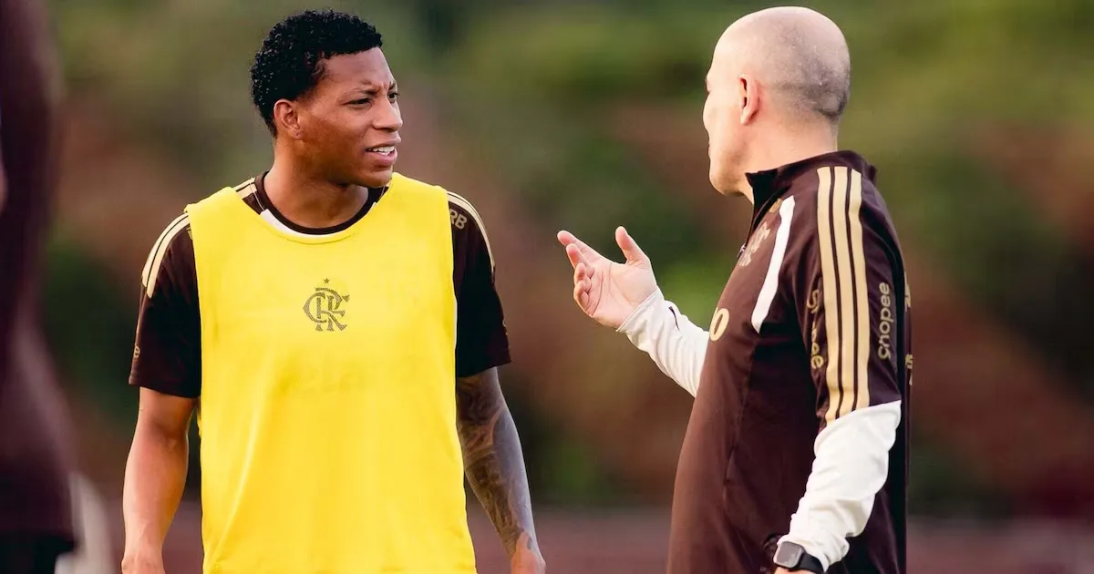 Plata questiona diagnóstico e comemora retorno ao Flamengo
