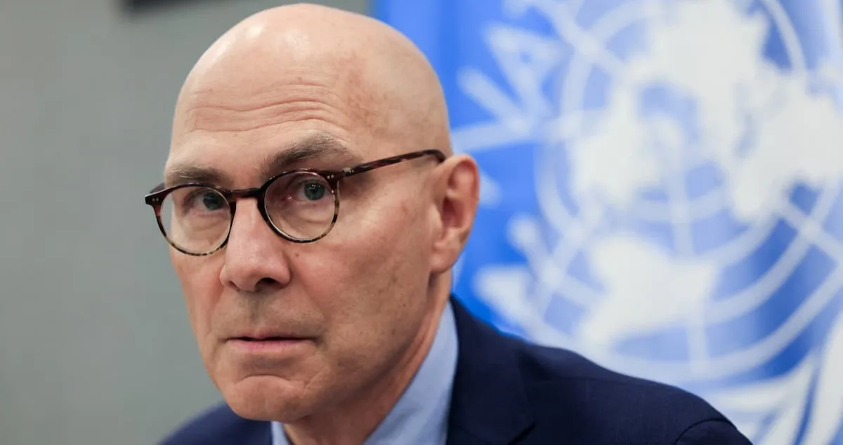 Chefe de direitos humanos da ONU pede limites para riscos da inteligência artificial
