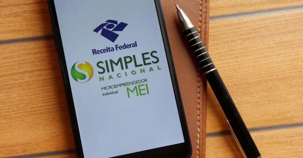 Empresas do Simples precisam definir tratamento de IBS e CBS até quarta