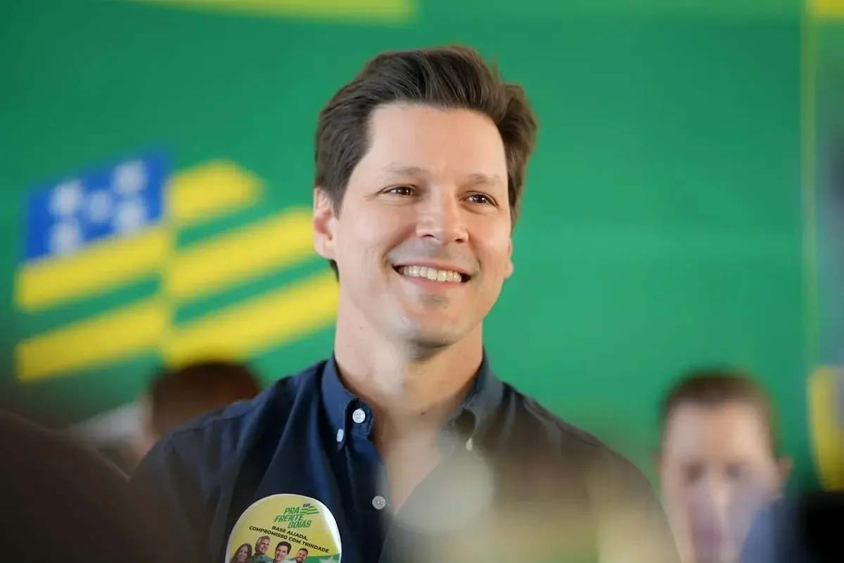 Daniel Vilela lidera em faixas de idade, renda e religião em Goiás, diz Quaest