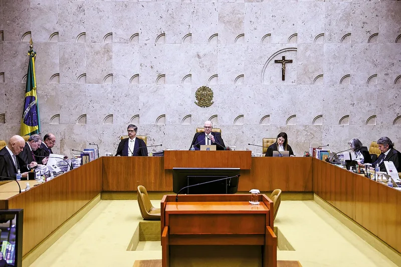 STF mantém sessão sobre Moraes, enquanto ministros disputam acesso a celular de Vorcaro