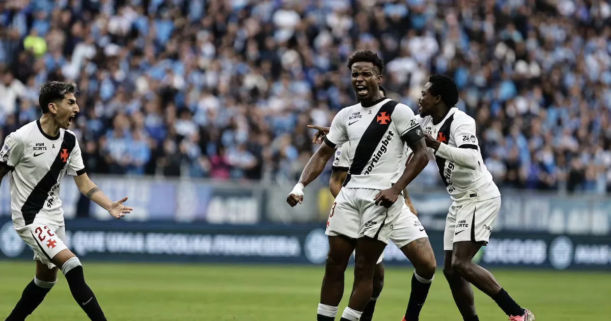 Vasco derrota o Grêmio de virada e chega a 28 pontos no Brasileirão