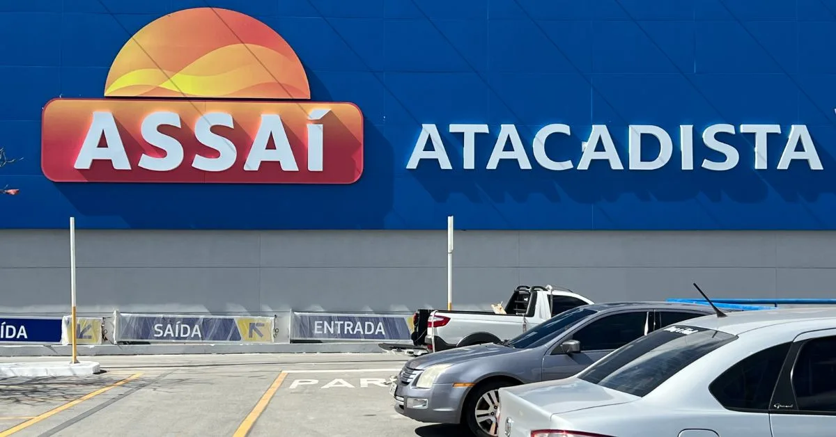 Cade libera compra de participação do Muffato no grupo Assaí