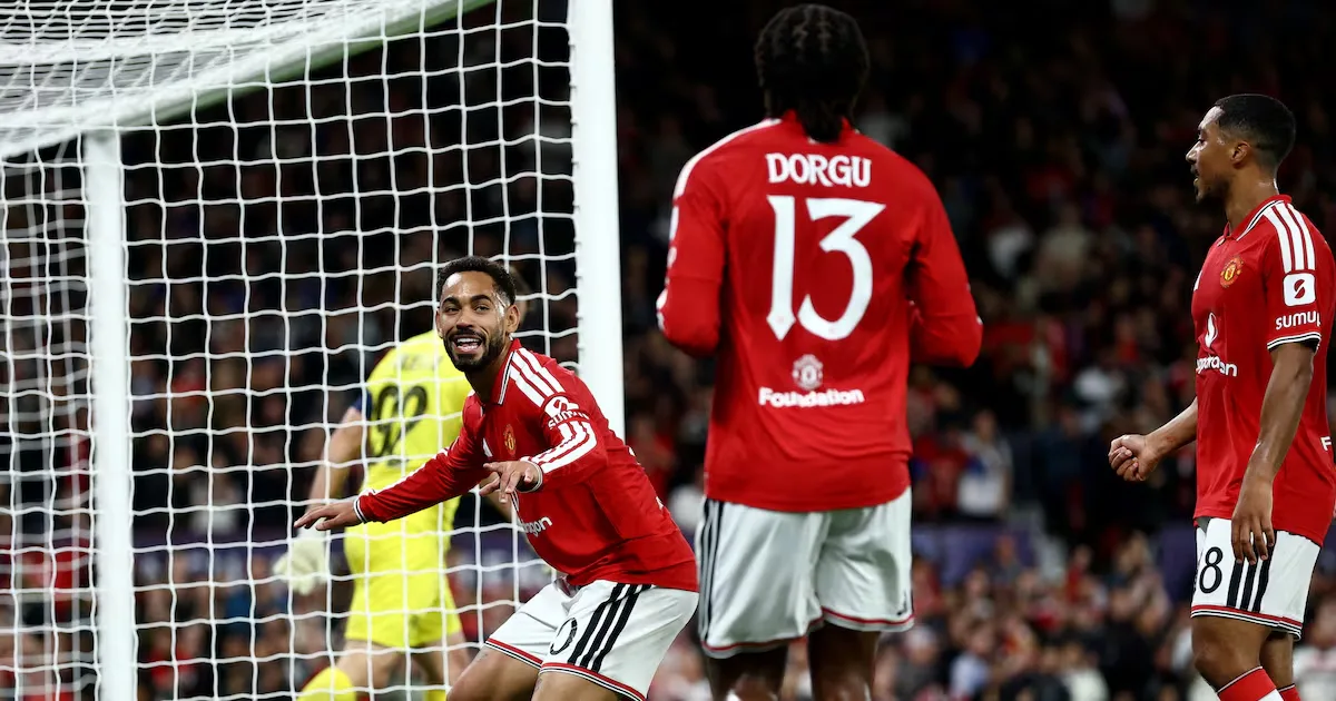 Manchester United estreia na Champions com vitória por 4 a 0 sobre o Sabah FK