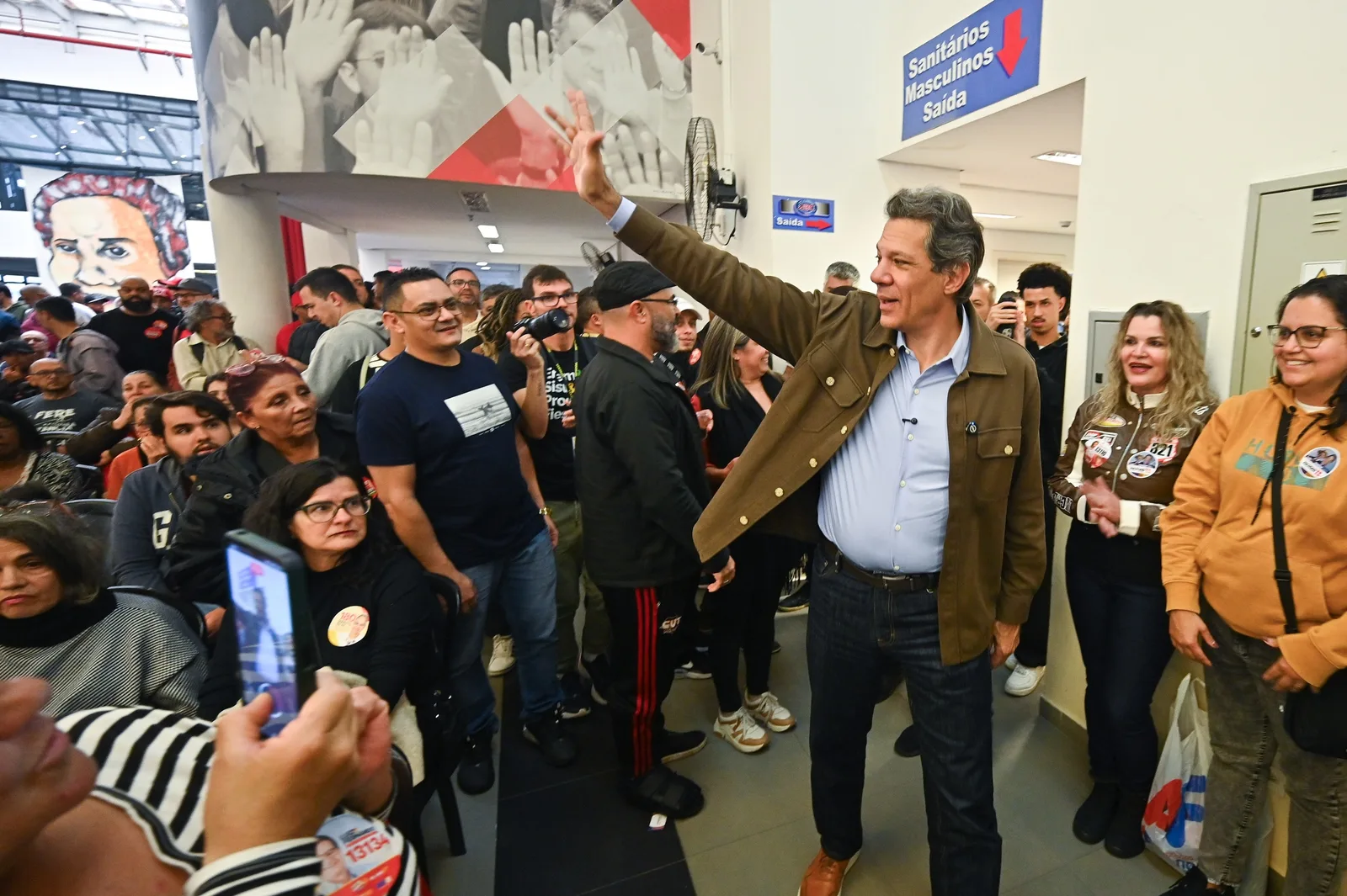 Haddad defende novo currículo do Ensino Médio para apoiar reindustrialização em SP