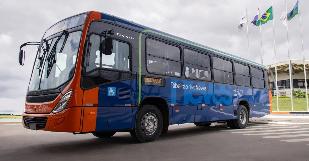 Marcopolo entrega 41 ônibus para o transporte de Ribeirão das Neves