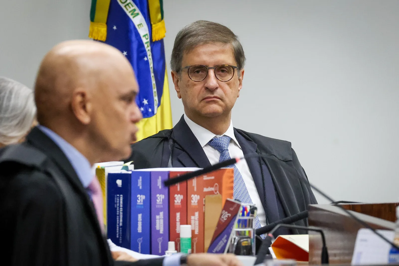 PGR questiona provas contra Moraes, mas postura anterior é criticada por advogados