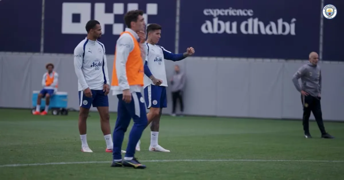 Reforços do Manchester City se destacam em treino de chutes a gol