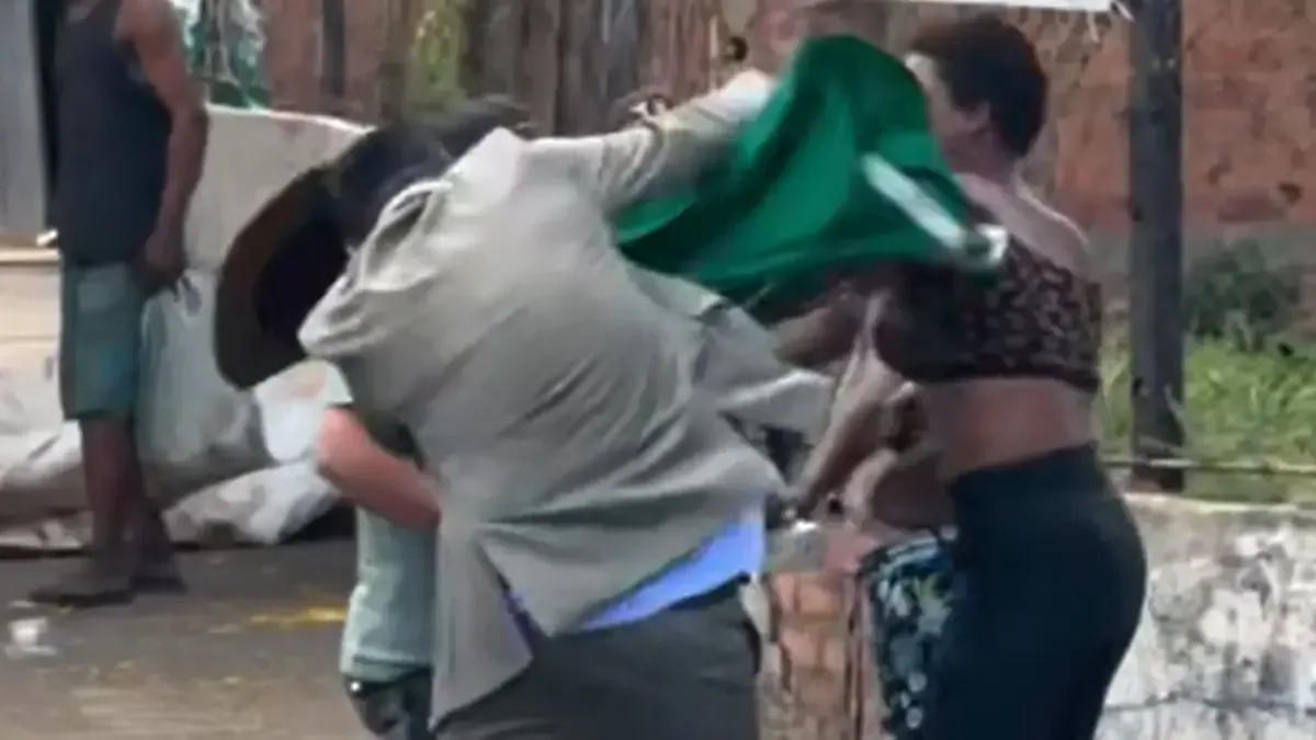 Santana Pires publica vídeo de confusão com pessoas em situação de rua em Goiânia