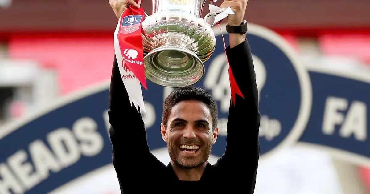 Arteta cria imprevistos para preparar o Arsenal para momentos de pressão
