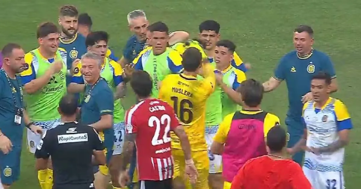 Estudiantes perde decisão para o Rosario Central antes de semifinal com Flamengo