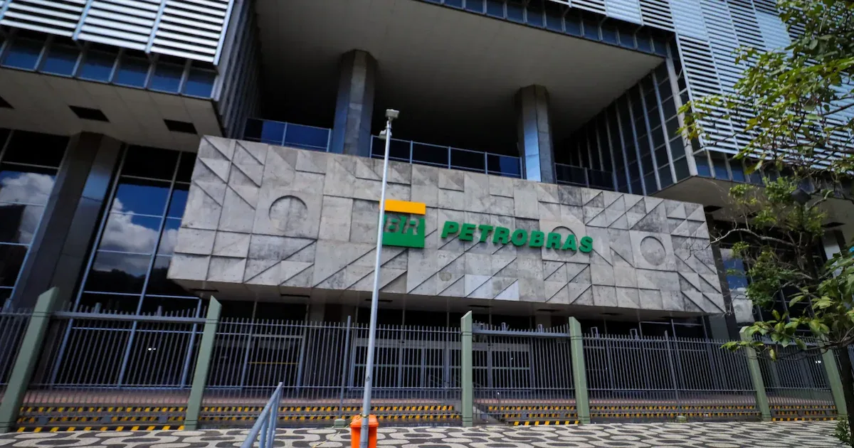 Pacote para combustíveis favorece distribuidoras, avalia XP