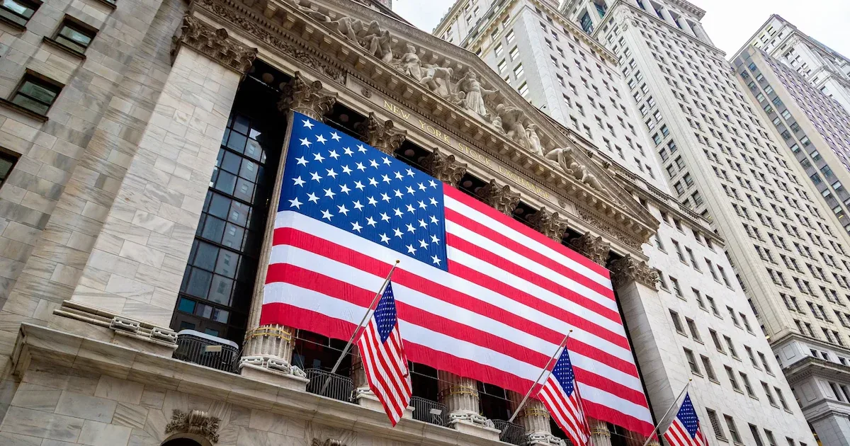 Bolsas de Nova York operam em queda parcial com feriado nos EUA