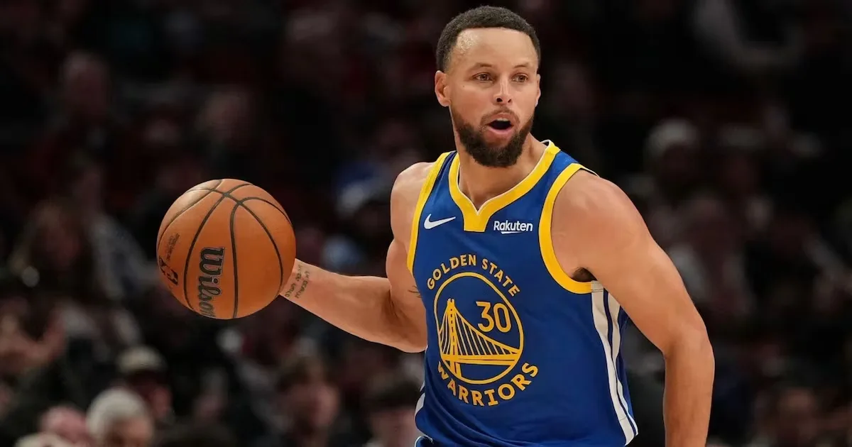 Stephen Curry renova com o Warriors por duas temporadas na NBA