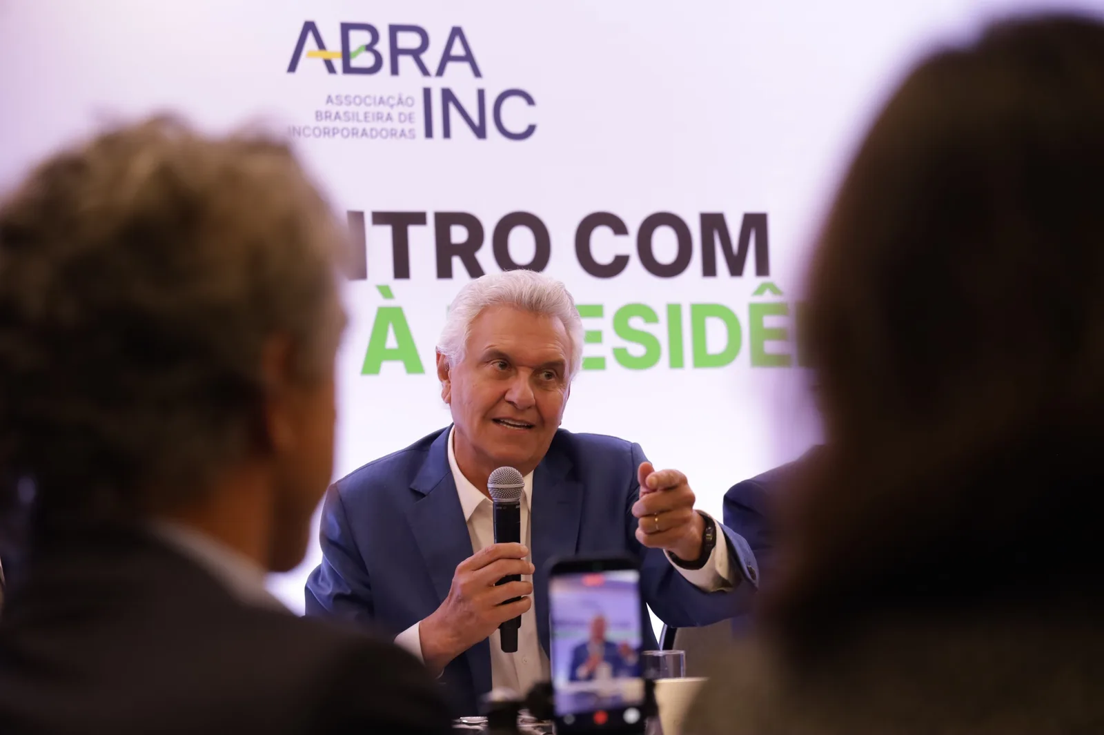 Caiado solicita ao STF publicidade de apurações sobre Banco Master e INSS