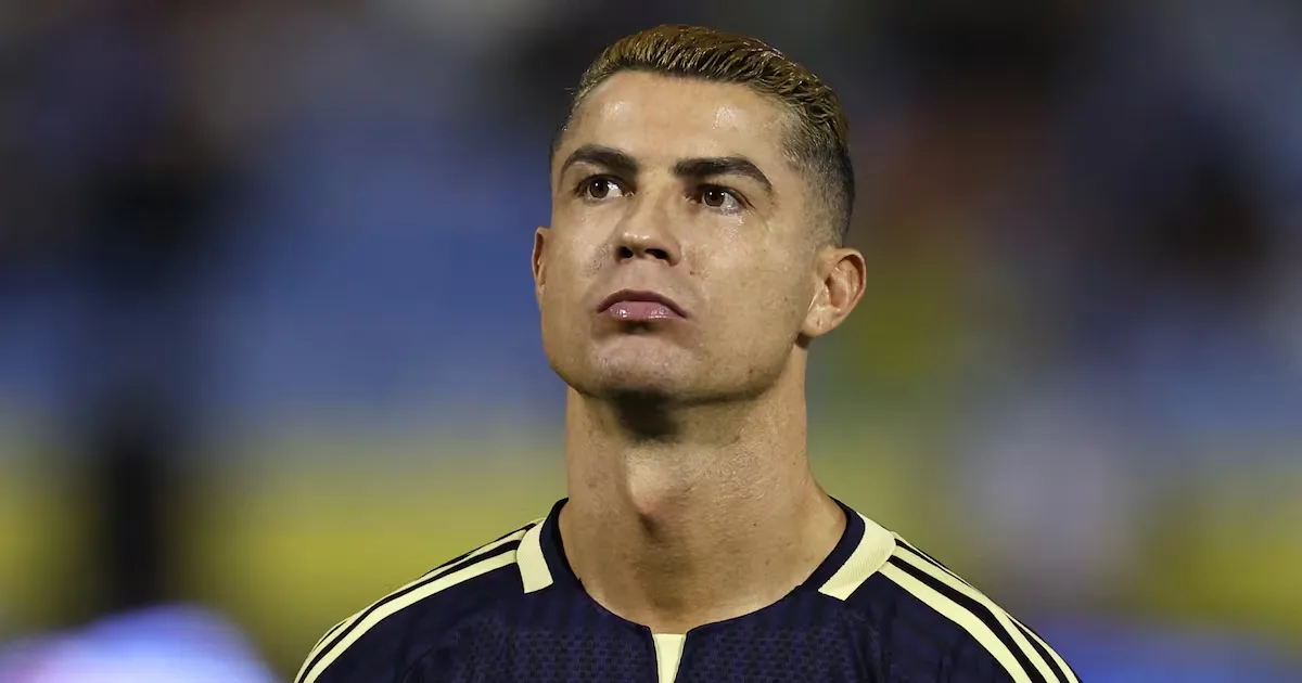 Ronaldo diz que torcedores envolvidos em provocação a Neves não deveriam voltar a estádios