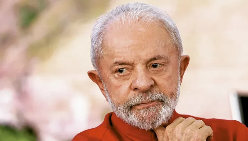 Lula discute com ministros possível afastamento do diretor-geral da PF