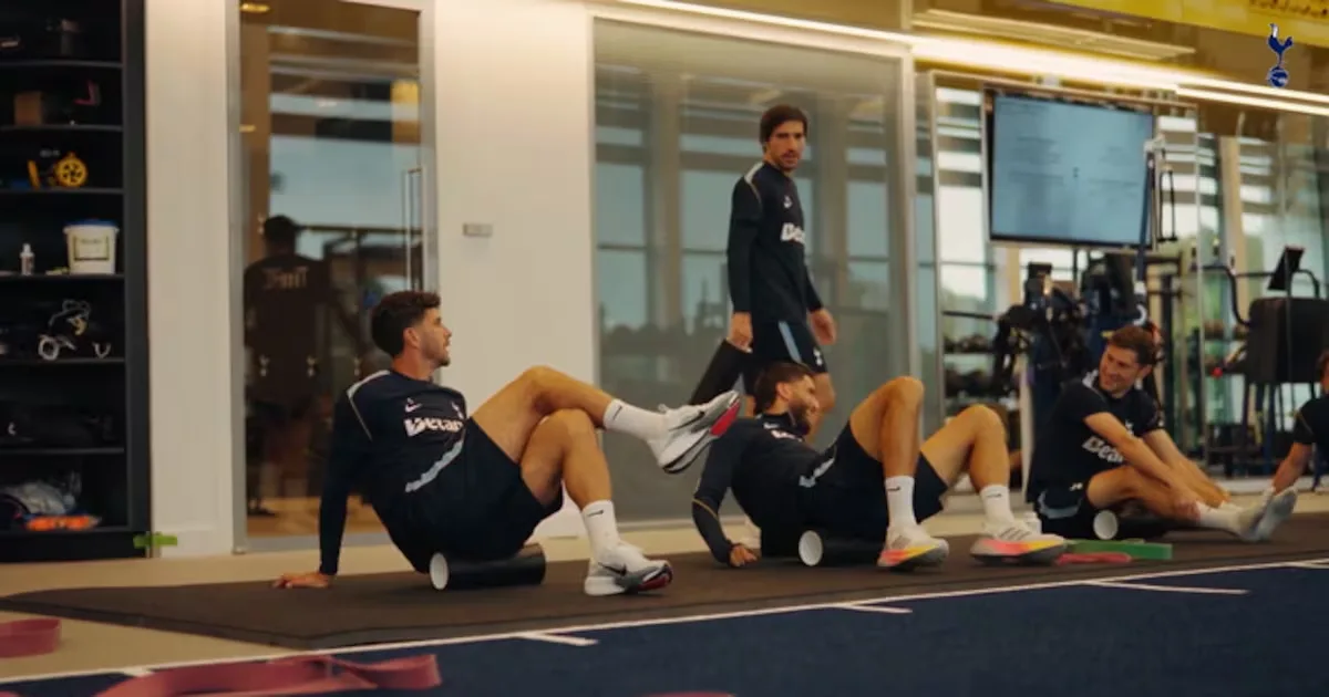 Tottenham prepara confronto com o Everton pela Premier League