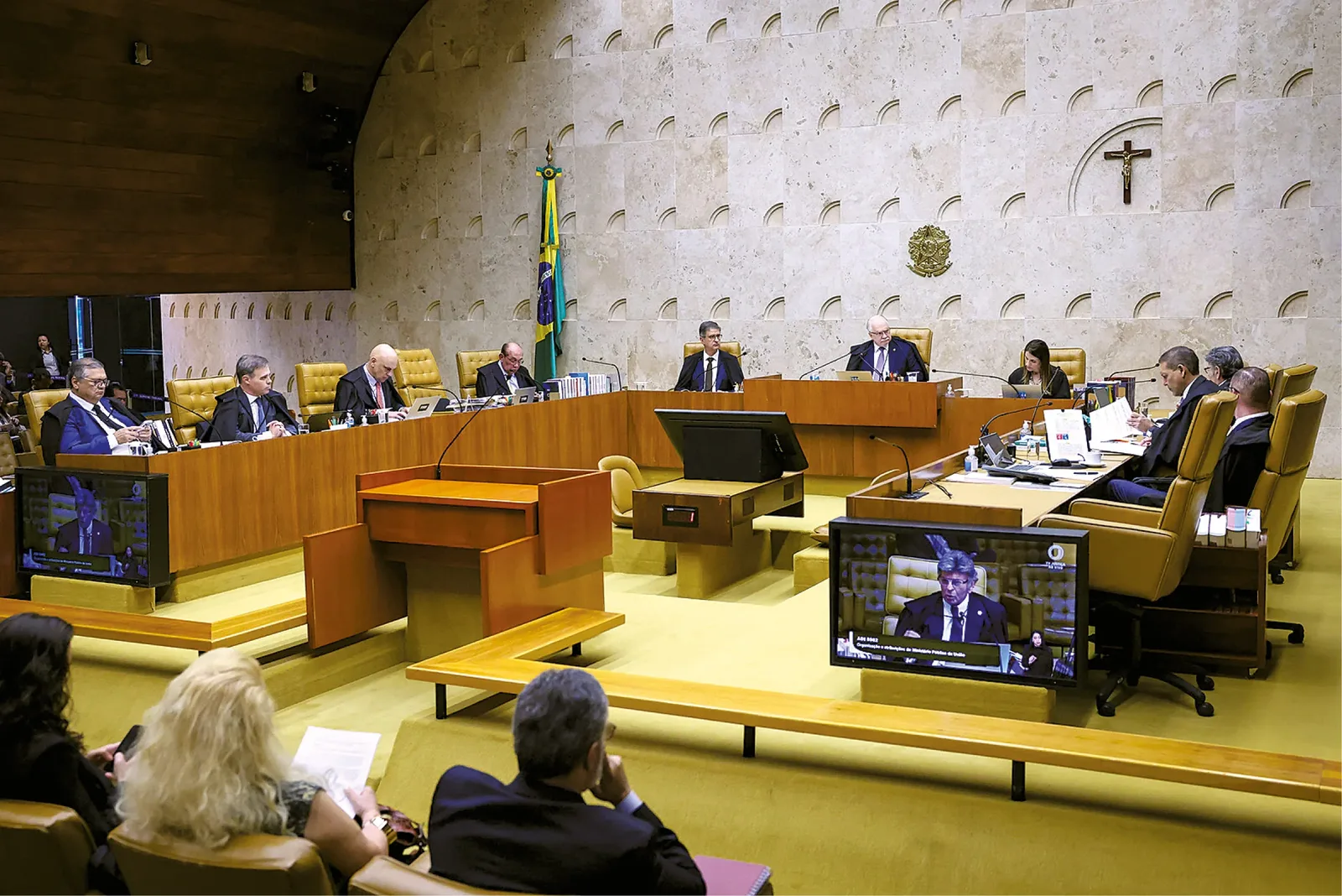 STF organiza sessão com defesas e restrições para julgar caso Moraes