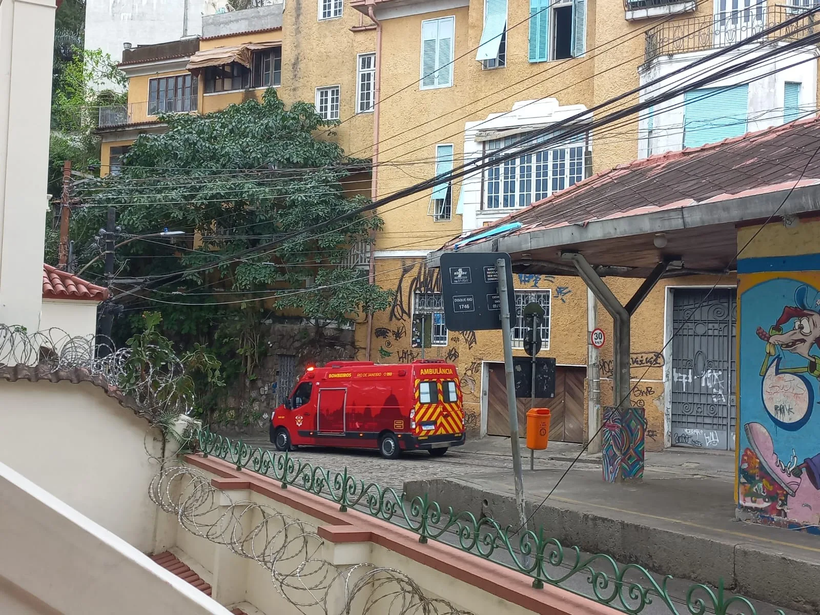 Polícia faz buscas após turista alemão ser atingido em Santa Teresa