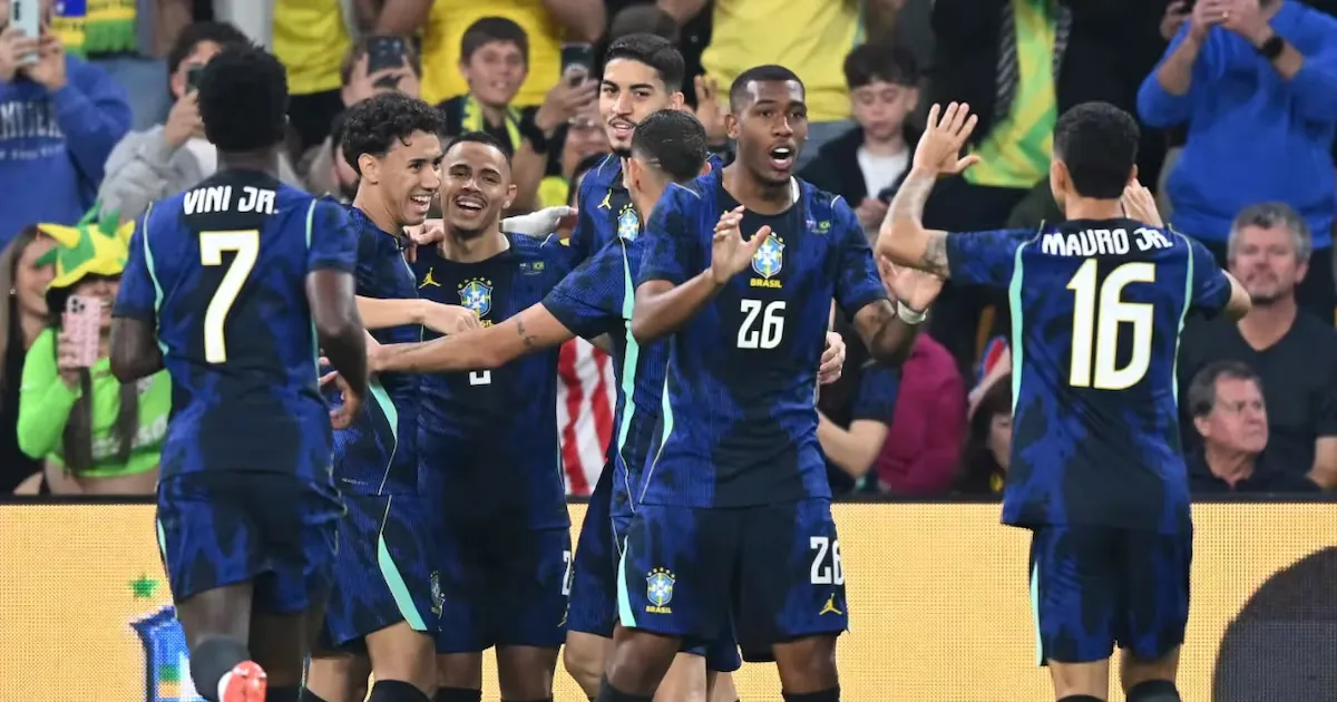 Brasil reage, supera a Austrália e vence por 4 a 2 em Brisbane