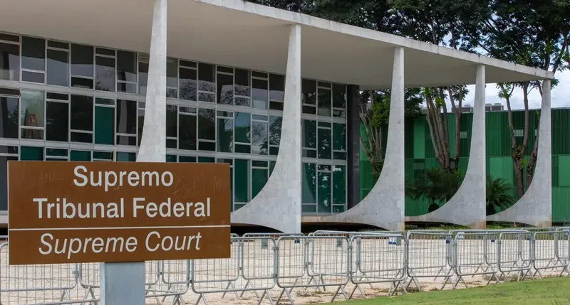 Lula defende análise conjunta de ministros do STF ligados a Vorcaro
