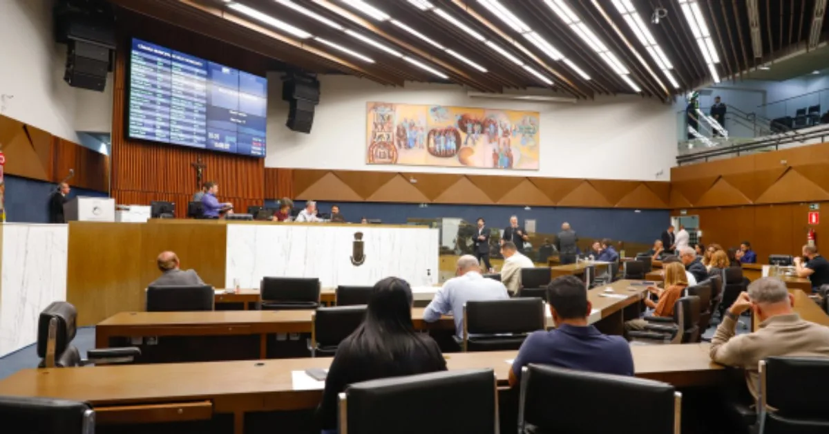 Servidores de Belo Horizonte terão reajuste retroativo a maio de 2026