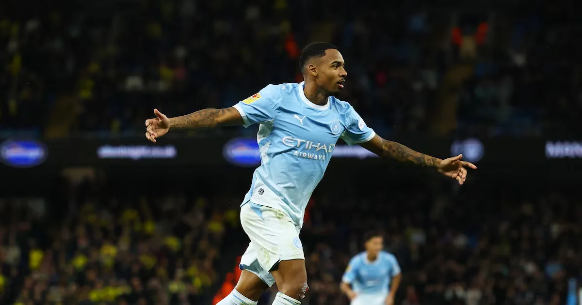 Allan marca na estreia pelo Manchester City após passagem pelo Palmeiras