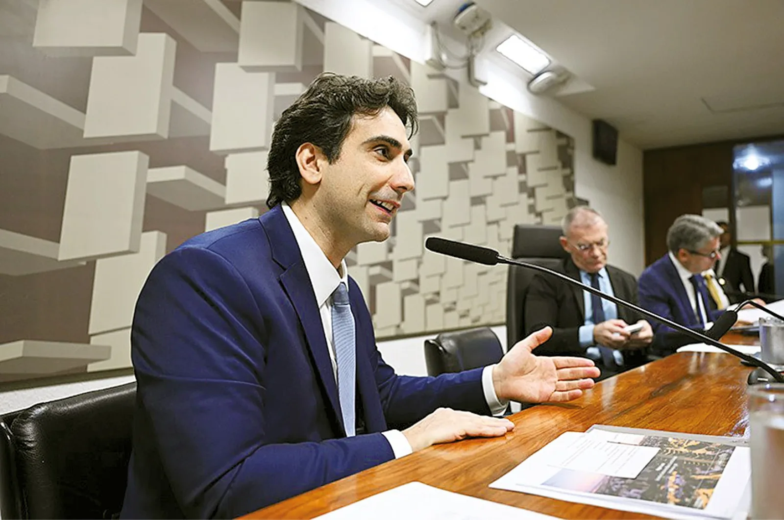 PF convoca dirigentes do BC e dono do BTG como testemunhas no caso Master