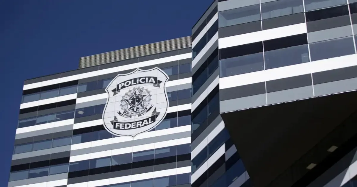 Cúpula da Polícia Federal oferece cargos após afastamento de Andrei Rodrigues