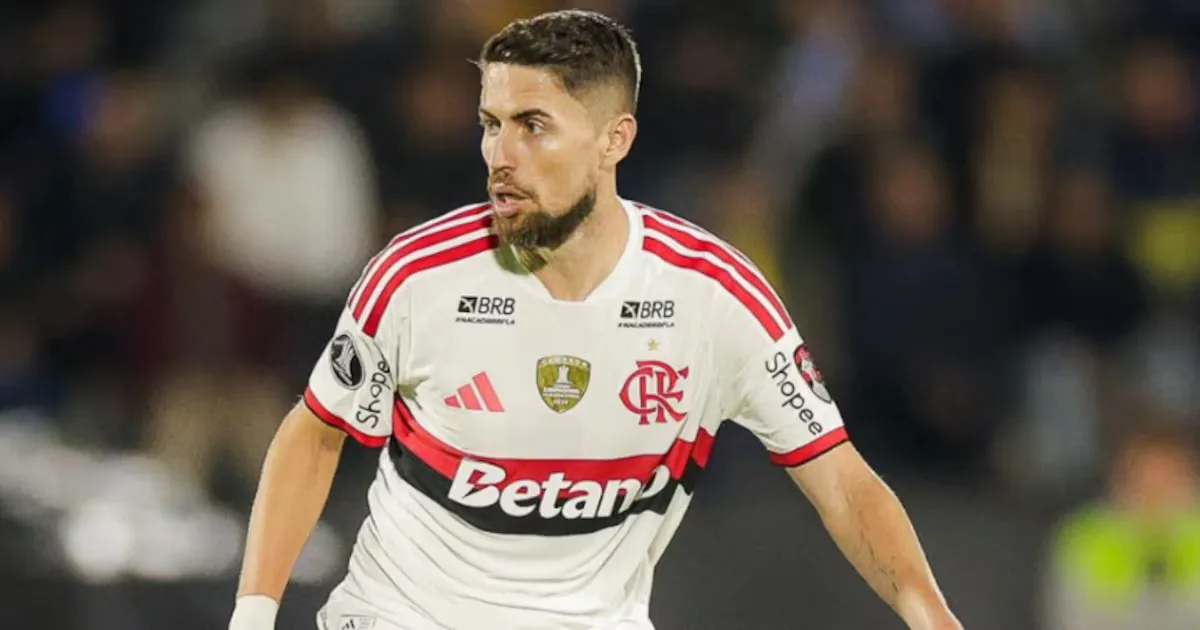 Conmebol troca imagens e confunde jogador do Flamengo com Jorginho