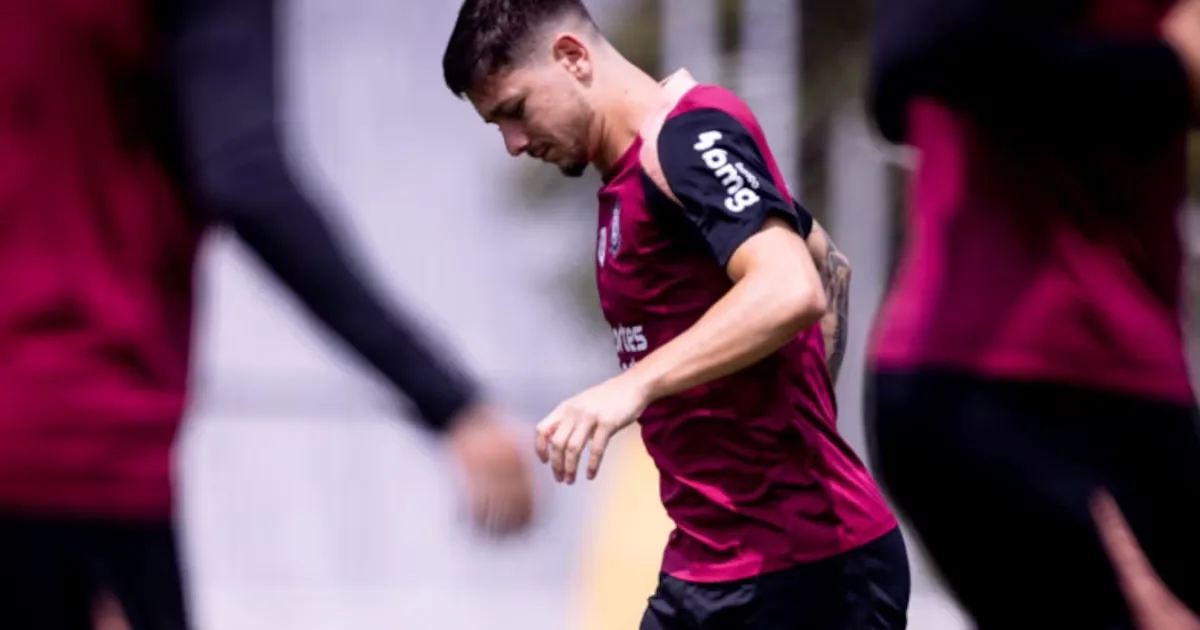Corinthians faz último treino antes de enfrentar o Fluminense