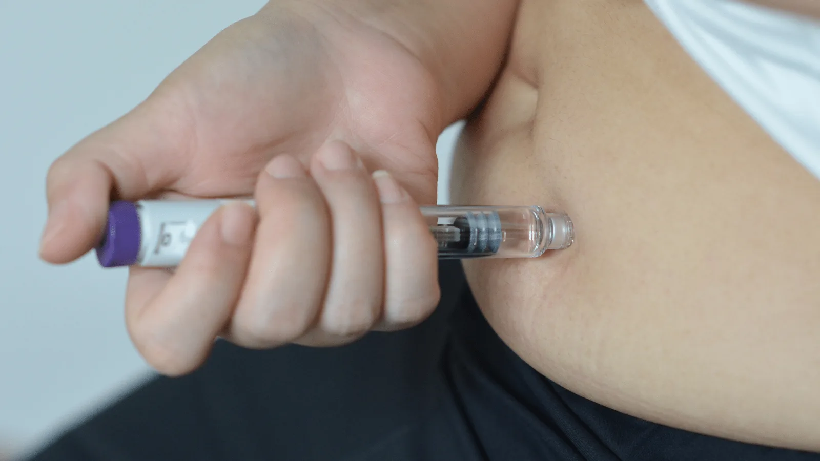 Canetas para emagrecer não substituem hábitos sustentáveis, alerta endocrinologista