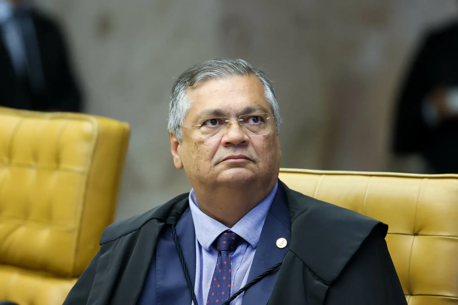 Dino tira sigilo de investigação sobre filme ligado a Mário Frias