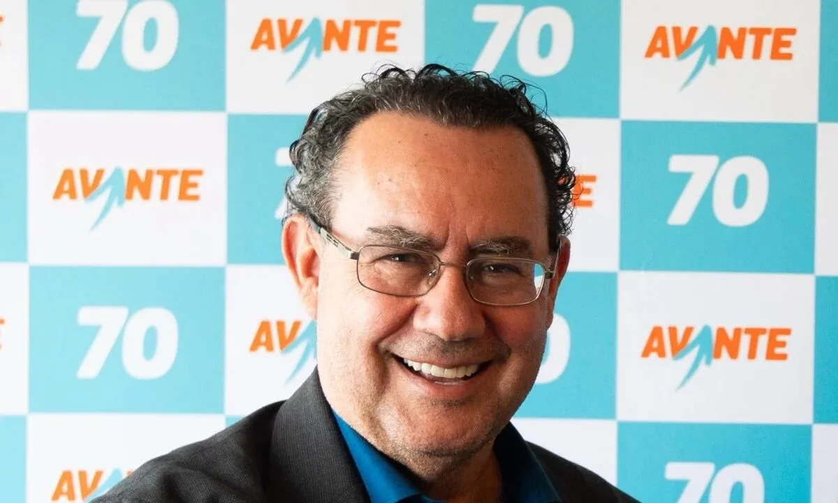 Augusto Cury marca caminhada no Rio para o feriado de 7 de Setembro