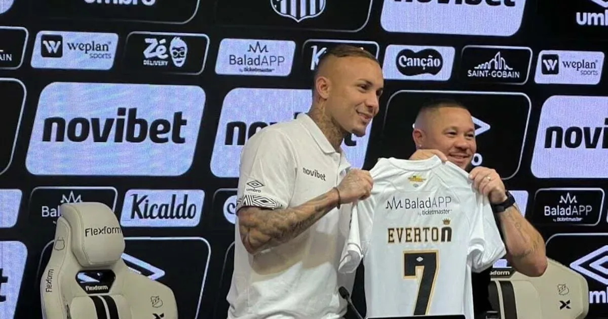 Everton Cebolinha é apresentado pelo Santos e mira parceria com Neymar