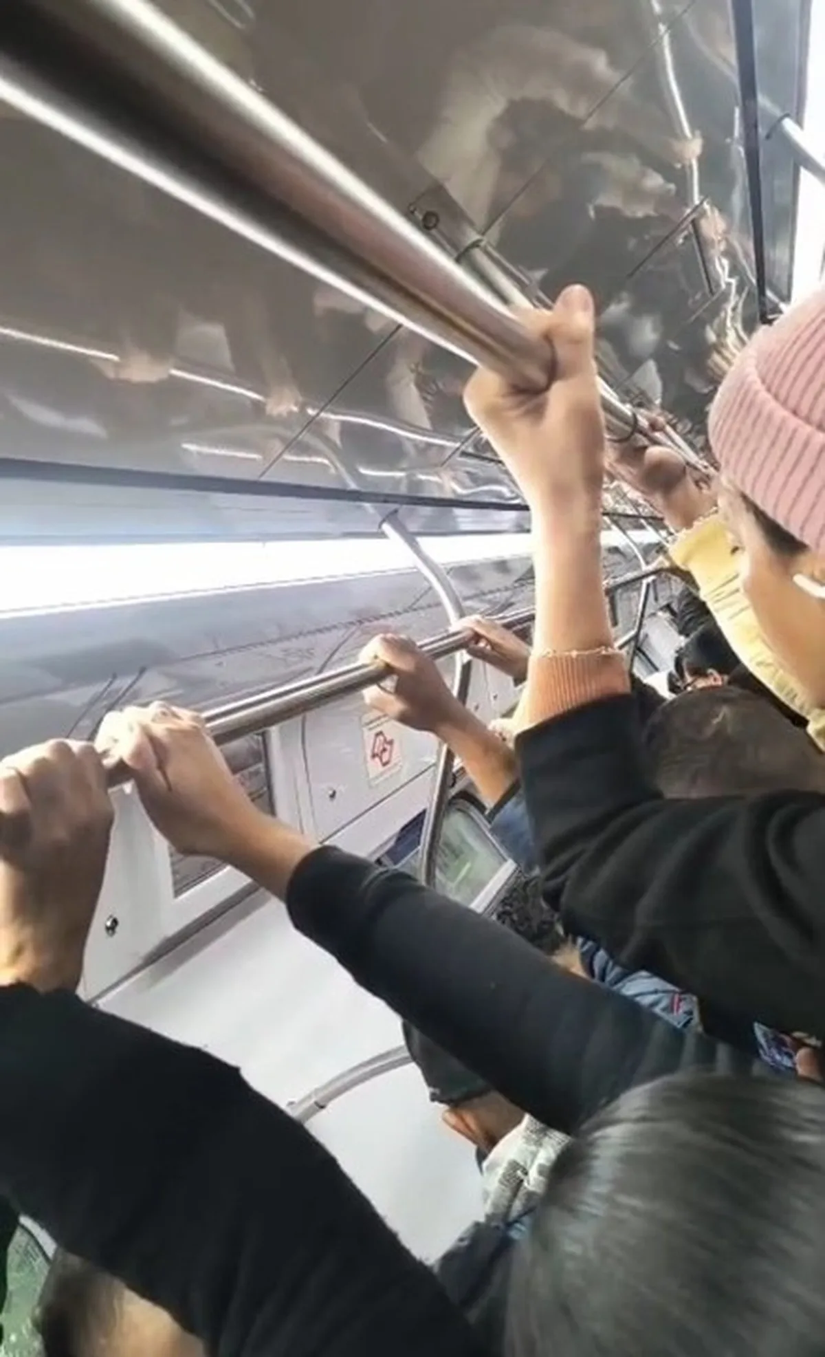 Falha de tração altera circulação da Linha 12-Safira nesta terça-feira